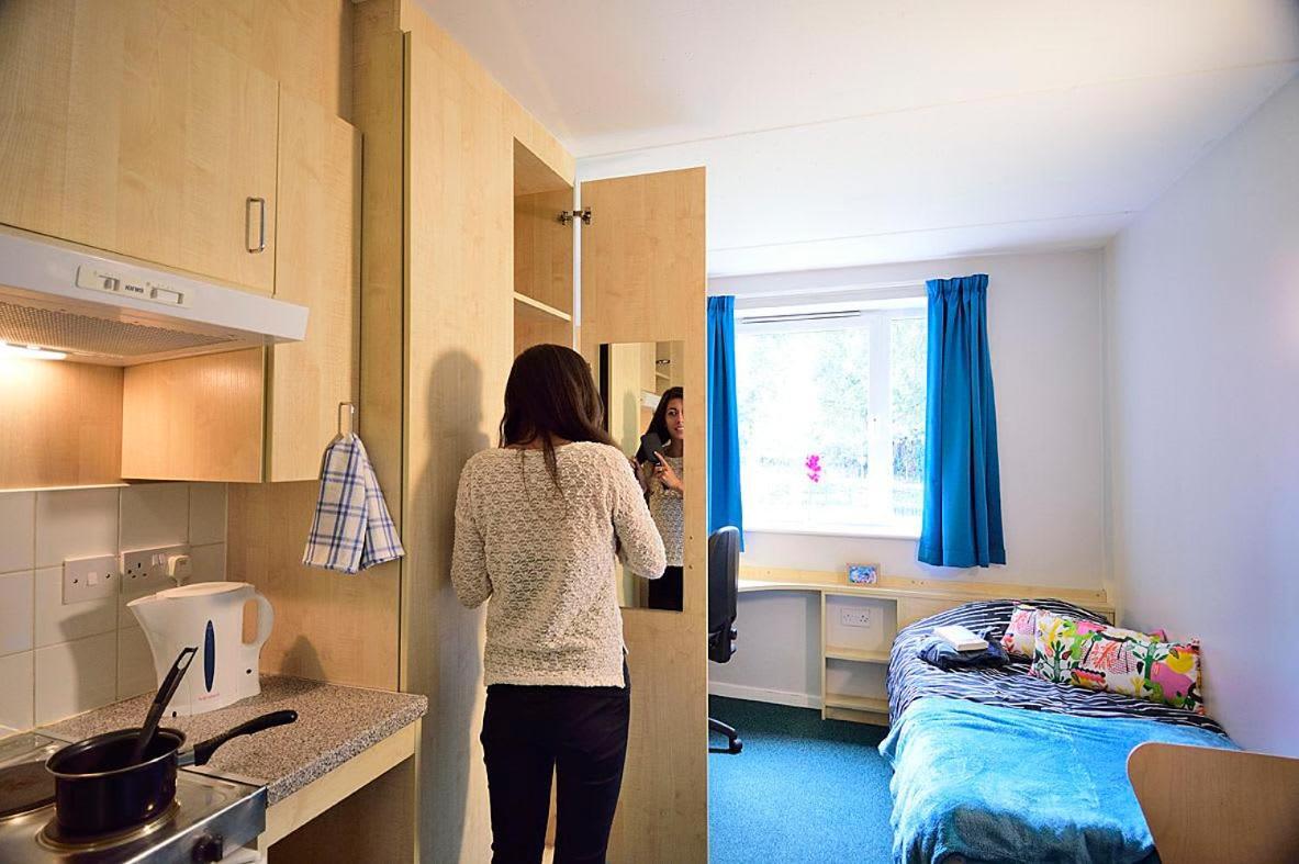 Broadgate Park Beeston Nottingham Apartment ภายนอก รูปภาพ