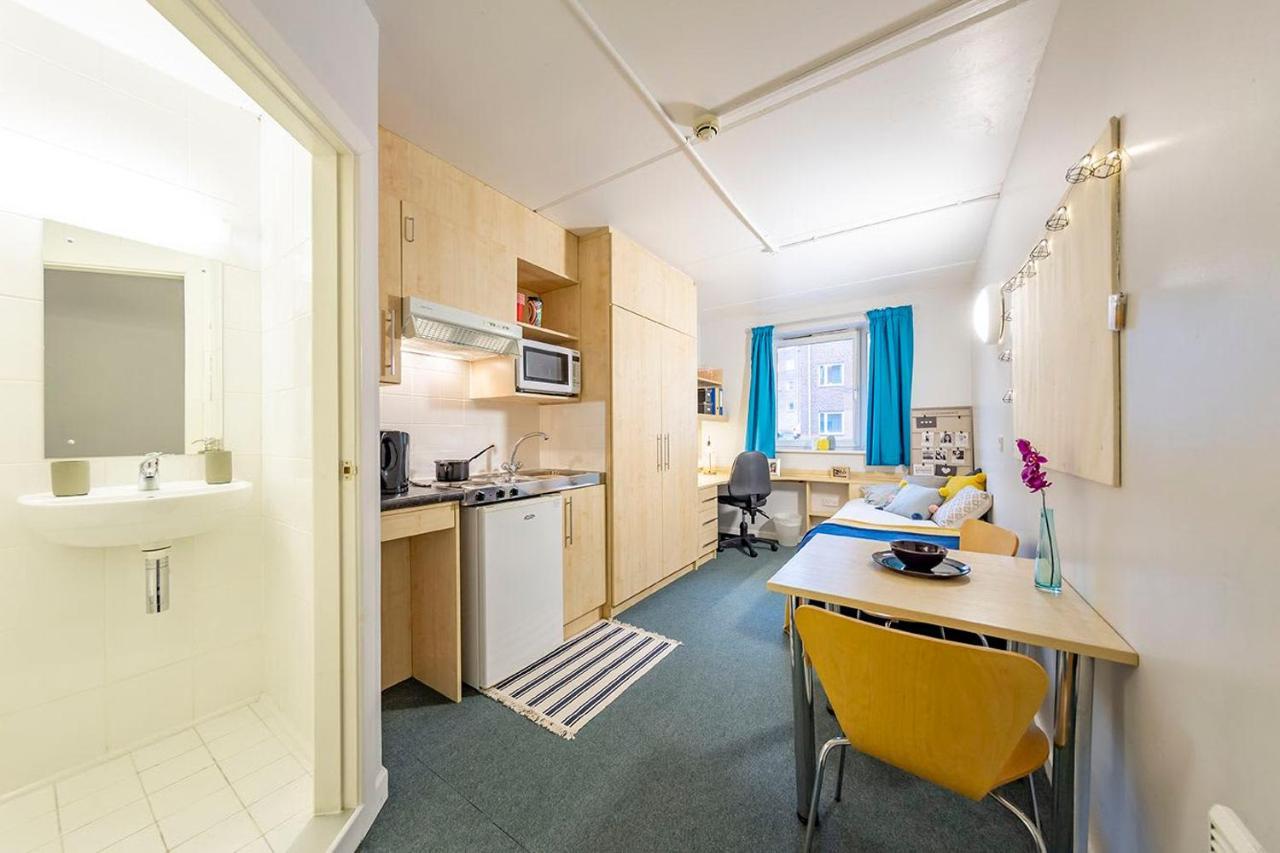 Broadgate Park Beeston Nottingham Apartment ภายนอก รูปภาพ