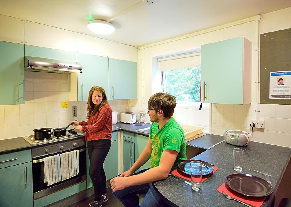 Broadgate Park Beeston Nottingham Apartment ภายนอก รูปภาพ