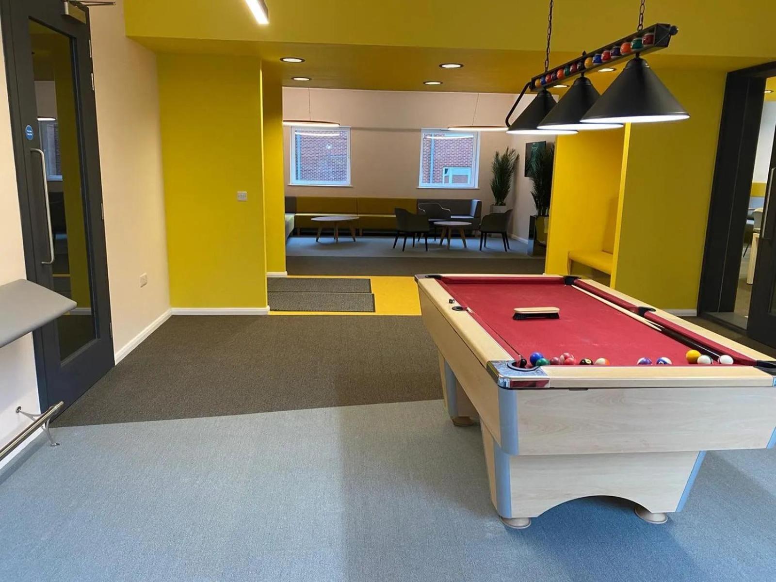 Broadgate Park Beeston Nottingham Apartment ภายนอก รูปภาพ